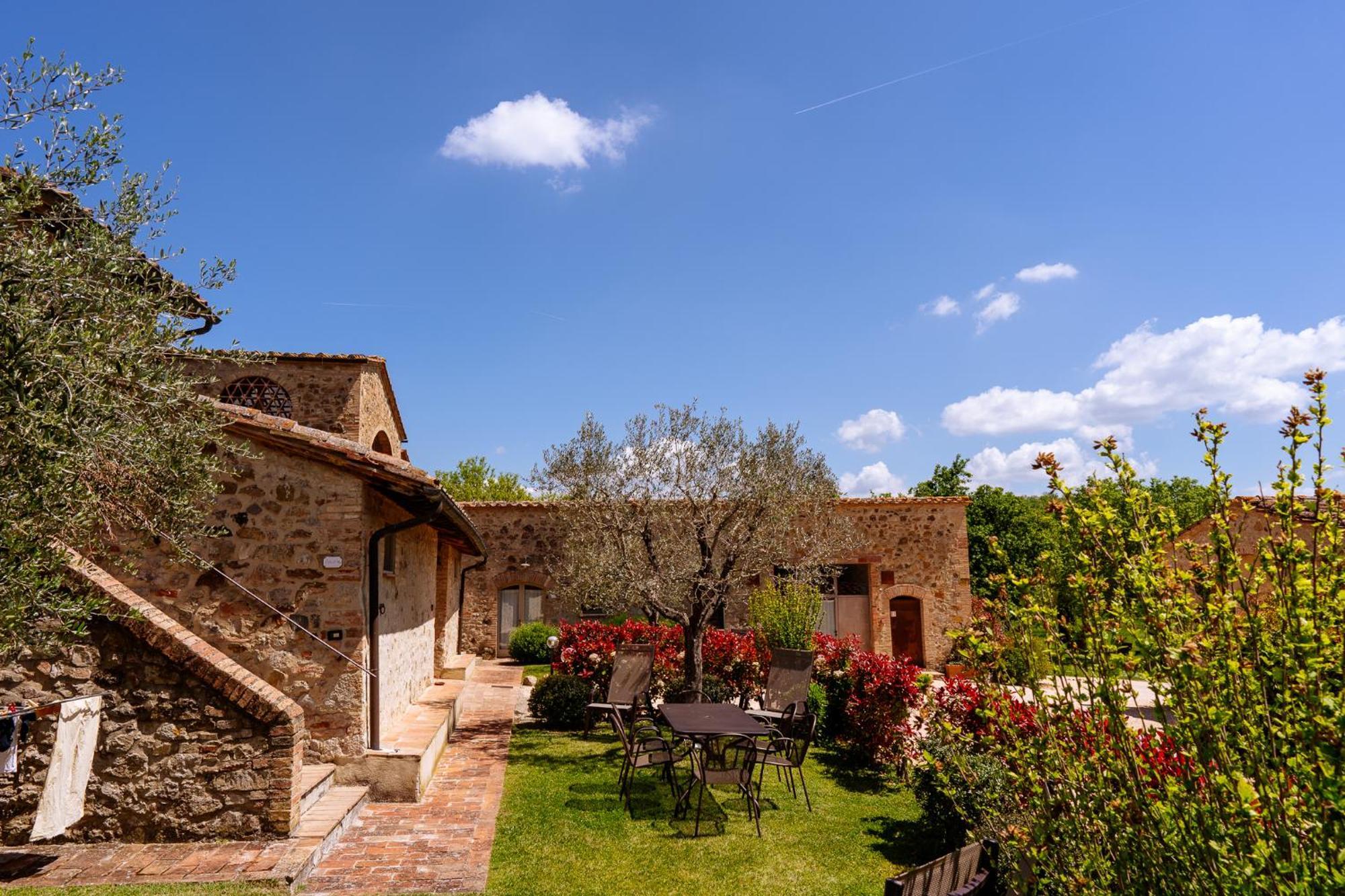 Villa Le Beringhe - Wine Pool & Relax Colle Val D'Elsa Luaran gambar